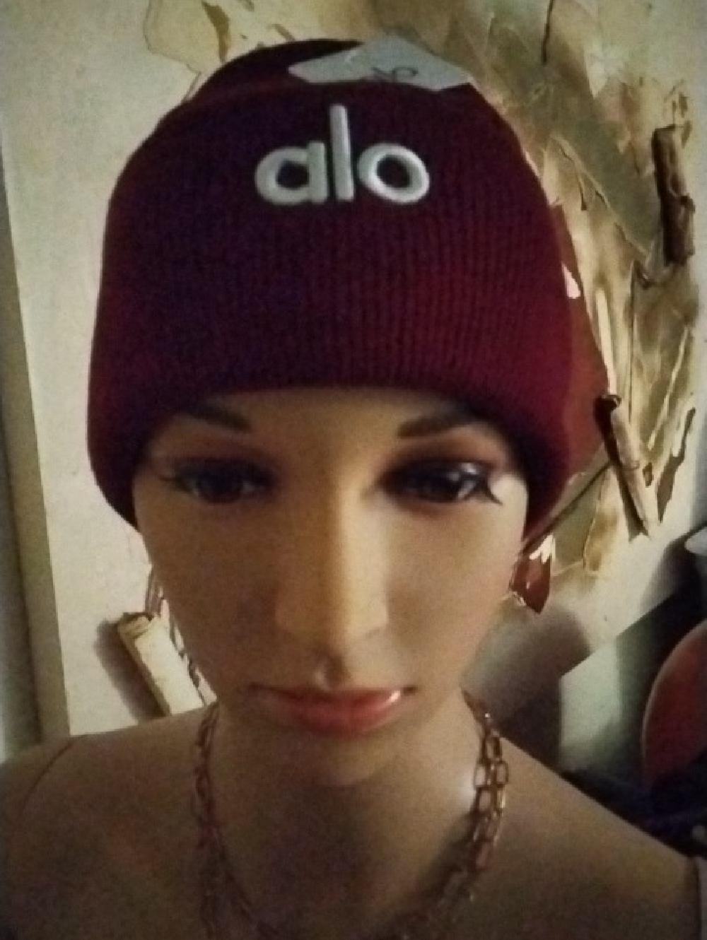 ALO Yoga Embroidered Logo Beanie - Burgundy